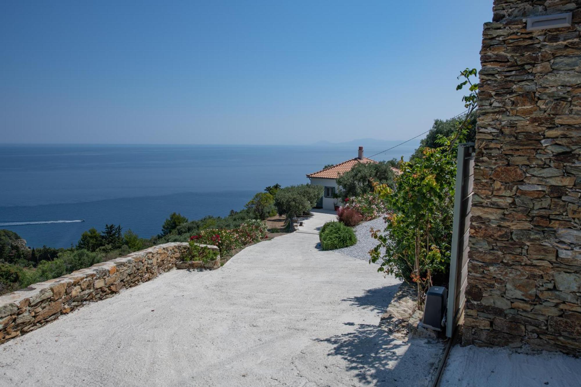 Avgi Villa Glossa Buitenkant foto