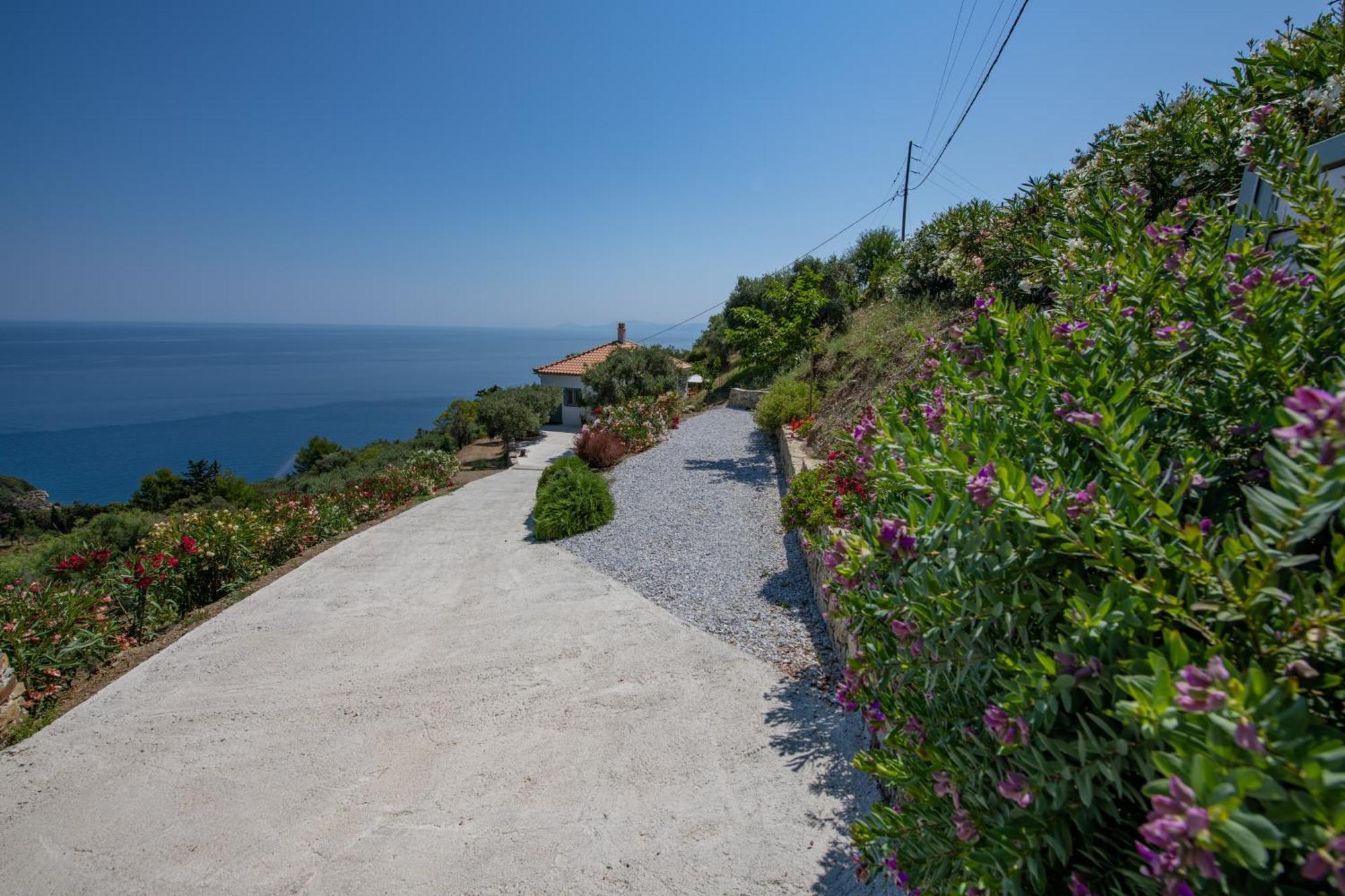 Avgi Villa Glossa Buitenkant foto